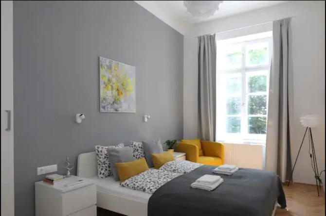 Apartman 3Bdr-2Bath-3Ac Design Apt, Central, Secured Parking, Quiet Budapest